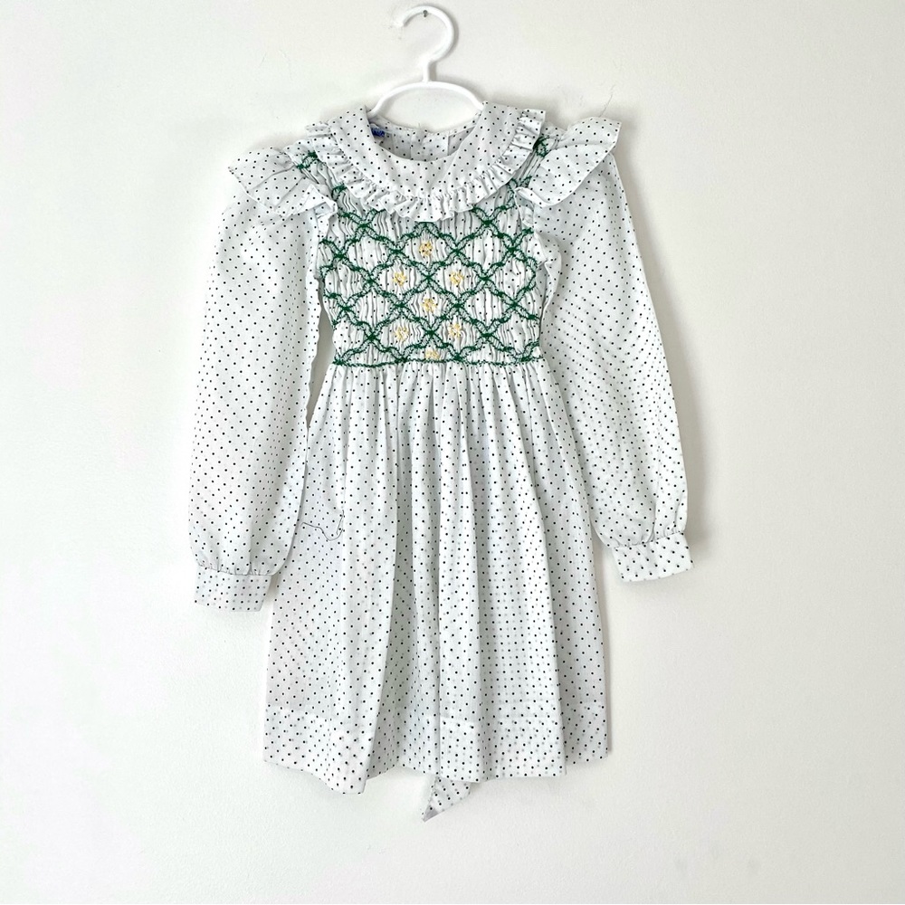 Vintage White & Green Dotted Ruffled Long Sleeve Cottagecore Dress Girl’s size 6